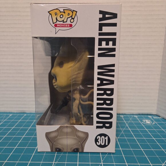Funko POP Movies Independence Day Resurgence Alien Warrior 301 Vinyl Figure - Picture 2 of 6